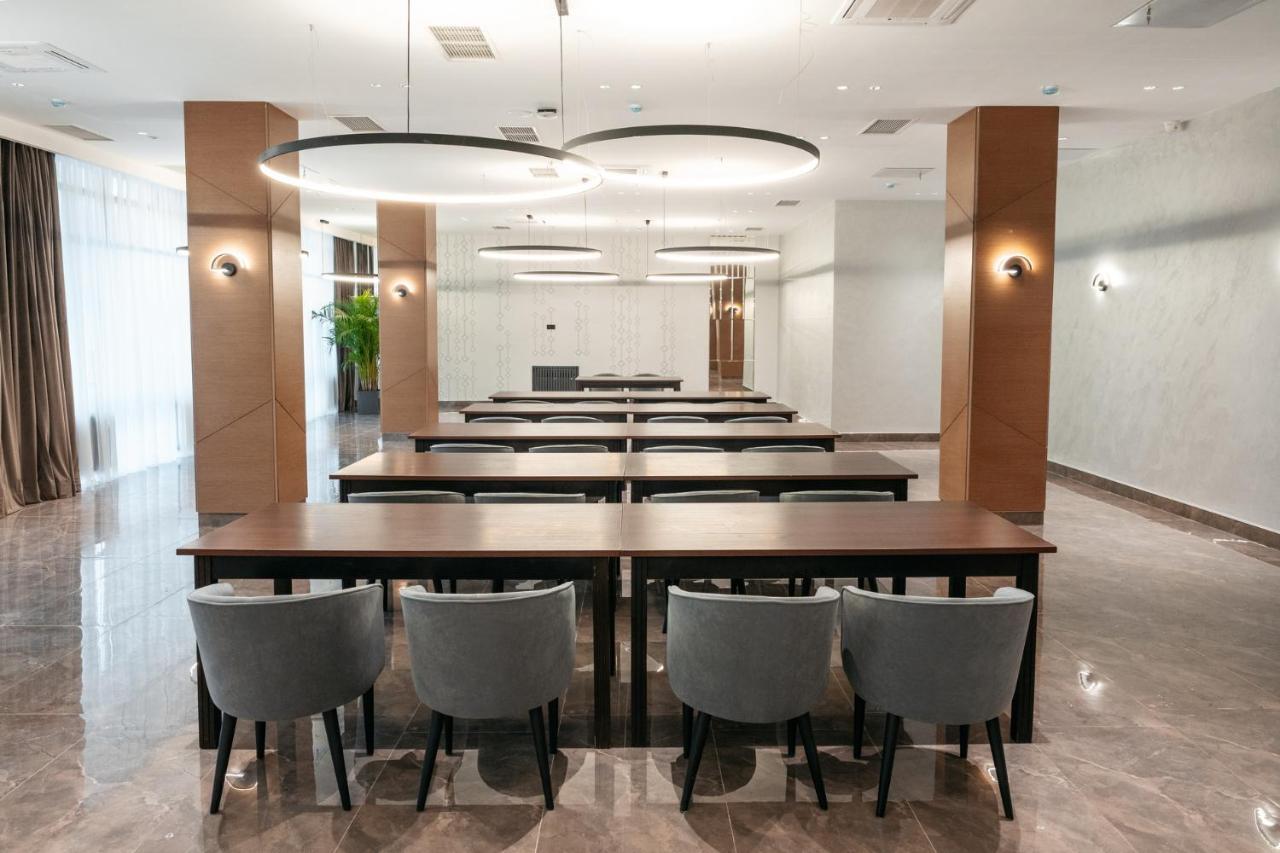Raavah Aparthotel Αλμάτι Εξωτερικό φωτογραφία